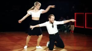 Песня Пусть говорят. Танцы