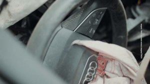 Захару Прилепину вернули машину, в которой он находился при покушении