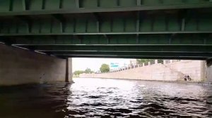 прогулка по воде в Санкт-Петербурге
