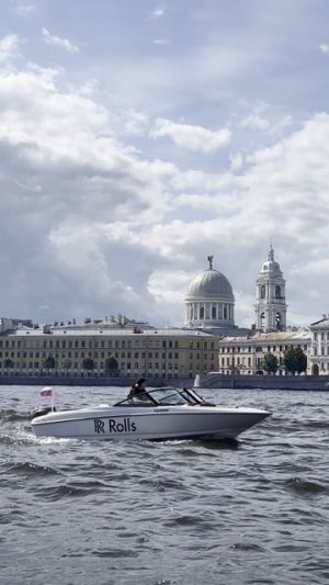 Катера Касатка VT 530  покоряют реки Питера