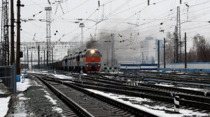 Тепловозы 2ТЭ116У-0070 и 2ТЭ116У-0090. Резвое отправление двойной тяги с приветливой бригадой.
