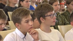 Молодёжь Мордовии пообщалась с Героем Советского Союза Анатолием Арцебарском