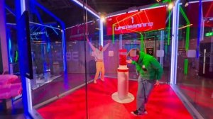 Мистер Макс • Mister Max - Выживание в кубе