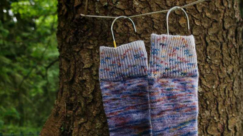 Потрясающая пара 38 размера из Laines du nord paint gradient sock