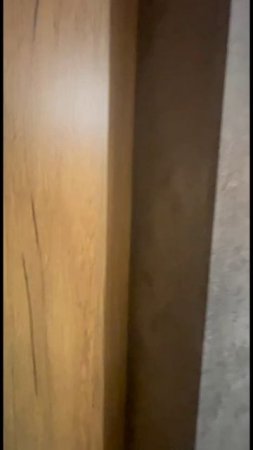 Декор стен на кухне панелями с подсветкой, рейками, рельефными панелями