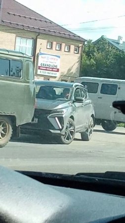 буханка зелёная и белая