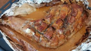 Сочная ножка индейки в духовке — просто и вкусно!
