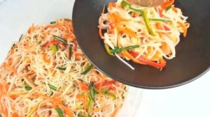 Фунчоза с курицей и овощами вкусный и сытный ужин для всей семьи — готовится за считанные минуты!
