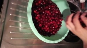 Как приготовить вишневое варенье?