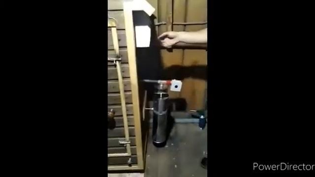 Горячее копчение свинины в деревянной коптильне!
