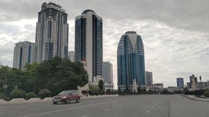 Грозный утром на авто город пустой