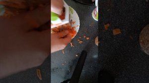Куриные ножки с рисом и овощами в духовке, вкусный обед для всей семьи