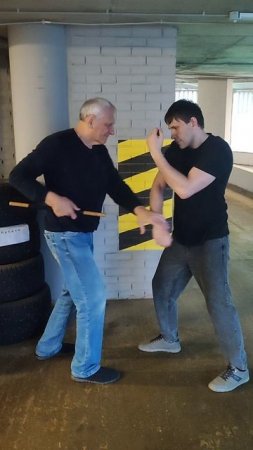 ПОДСТАВКА ДВУХ РУК.