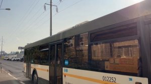 Автобус ЛиАЗ-5292.60 следует по маршруту 1 ”МЦД Люберцы - Торговый центр - МЦД Люберцы”
