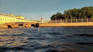 Все-таки, летом Петербург - это сказочно красивый город 👉 Прогулка по каналам тому подтверждение #п