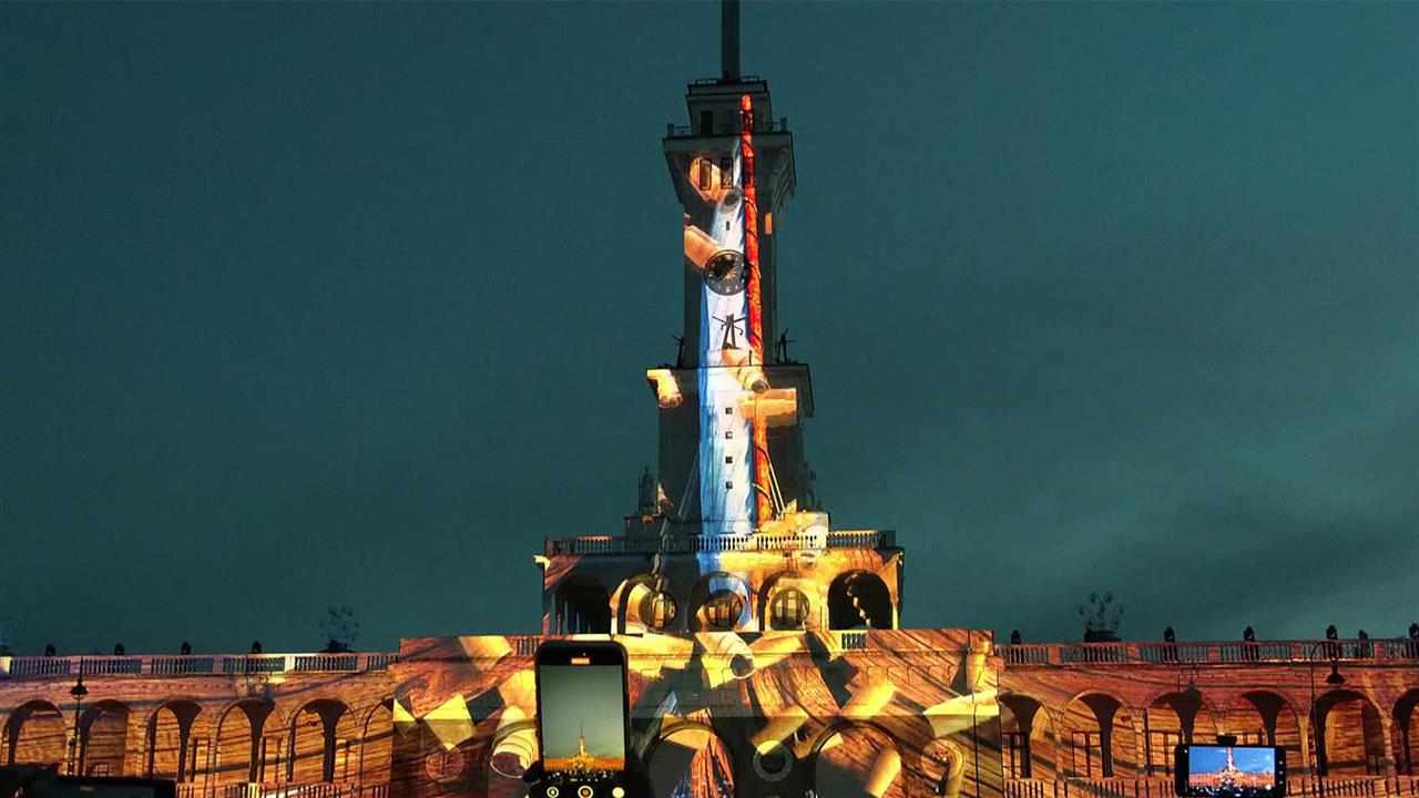 Окрестности Северного речного вокзала в Москве превратились в "Парк Света"