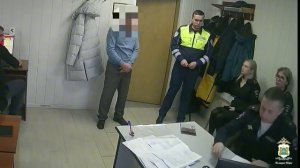 В Нефтеюганске мужчина вклеил свое фото в чужой паспорт, чтобы сдать за него экзамен в ГАИ
