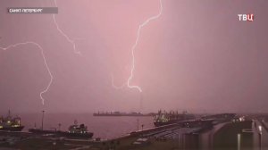 Петербург спасен от наводнения благодаря открытию дамбы / События на ТВЦ