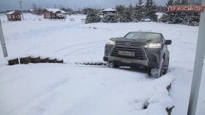 Новогодние приключения Lexus LX на очень секретном полигоне в парке активного отдыха X-Land.