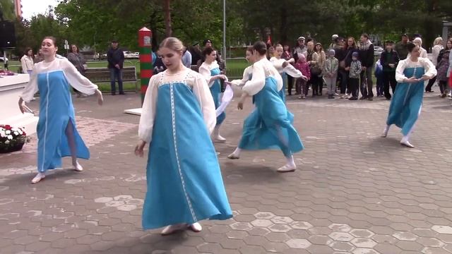 Русский танец 67 #upskirt#русский#танец