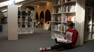 Арт-холлы с мастер-классами и роботы. Российские библиотеки вновь набирают популярность