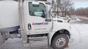 Братишка устроился на Газфидер трак и теперь обучает народ.