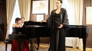 Юлия Гордина исполняет "Романс" Дебюсси. Фортепиано — Елизавета Бекетова