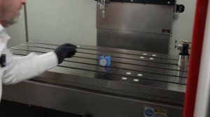 Замер высоты инструмента на фрезерном станке Abamet с ЧПУ Fanuc