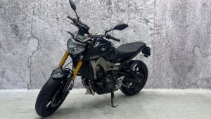 MT09