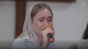 Долго в сумраке скитался