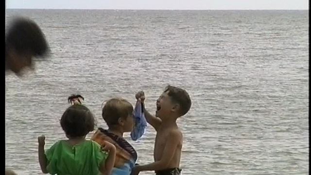 ЦЕНТРАЛЬНЫЙ ПЛЯЖ ПЕРЕД БУРЕЙ,Винтаж.Видеозарисовка.