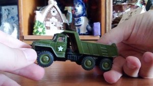 Шикарная моделька Урал 5557 военный самосвал от фирмы кидди драйв. Обзор про машинки модельки.
