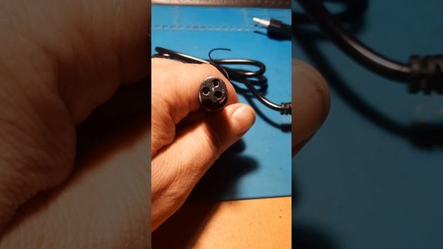 Зарядное устройство для электросамоката Kugoo m4 pro. 54.6V 2A 
GX16- 3 plug