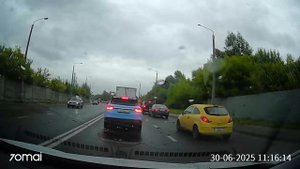 Покатушки по дождливому городу 🚗🌧️