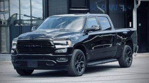 RAM 1500 Laramie — воплощение американской мечты.