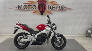 Suzuki GSR400 048708