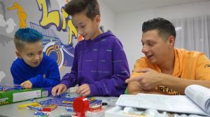 СИРЕНОГОЛОВЫЙ в Реальной Жизни! Проверяем на Детекторе Лжи! Siren Head ZNATOK