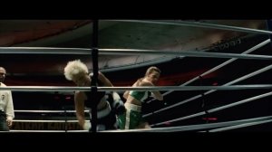 ОФИЦИАНТКА решает стать ЧЕМПИОНОМ мира по БОКСУ