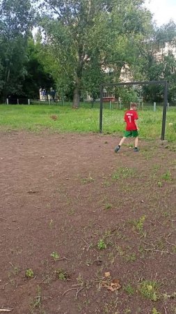 Криштиану Роналду забивает свой тысячный гол