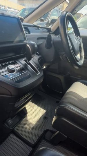 Обзор на Honda Freed Компактвэн 1.5 CVT 2016г