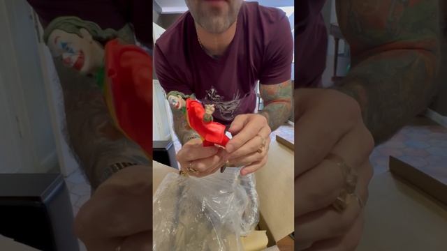 Символичный подарок 👍