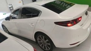 Mazda 3
Год: 2022/6
Двигатель: 2.0л  158 л.с.
Привод: передний
Тип трансмиссии: АКПП 
Пробег: 35 900