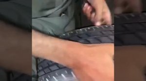 Бюджетная альтернатива новым шинам: как в Пакистане продлевают срок службы автомобильной резины.