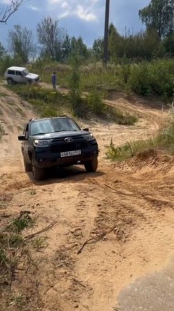 Баба за рулем😂