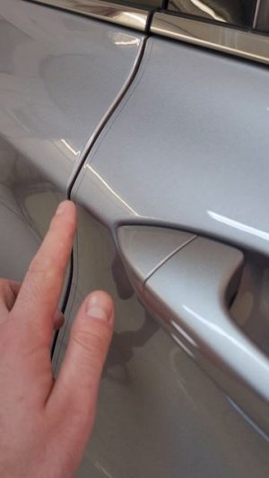 Geely Coolray - забронировали прозрачной полиуретановой плёнкой часть кузова и затонировали стекла