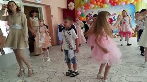 Танец супер выпускной