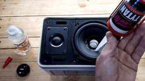 Почему колонки начинают хрипеть на высокой громкости?