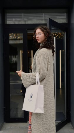 🌿 ICE CURLY — это больше, чем косметика. Это забота о ваших локонах.