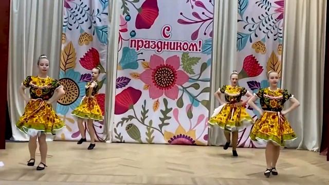 Русский танец 132 #upskirt#русский#танец