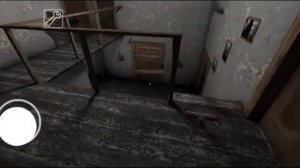 играю в три хоррора очень страшно не заходи 😨